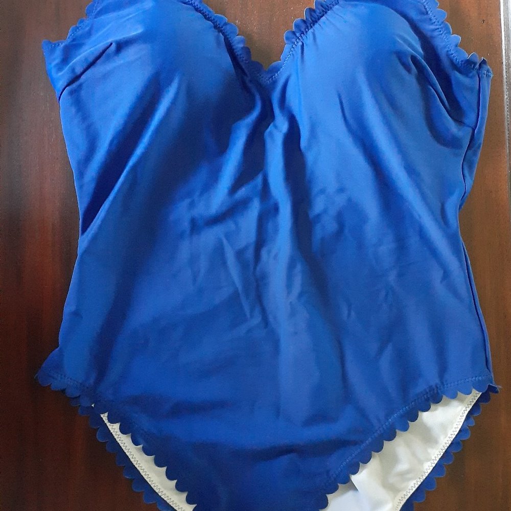 BODEN One Piece-Size US 10/NEVER WORN